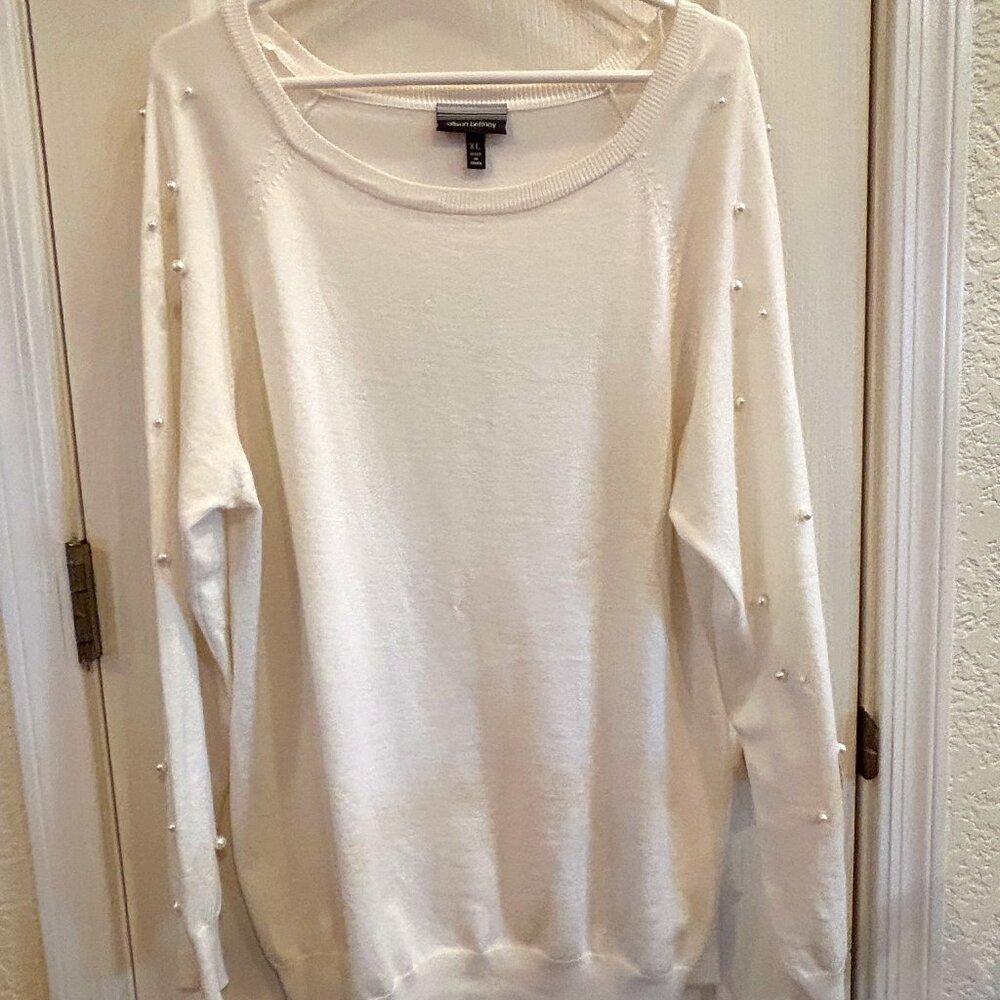 Allison Brittany XL White Long Sweater, sleeves embellished with White Pearls